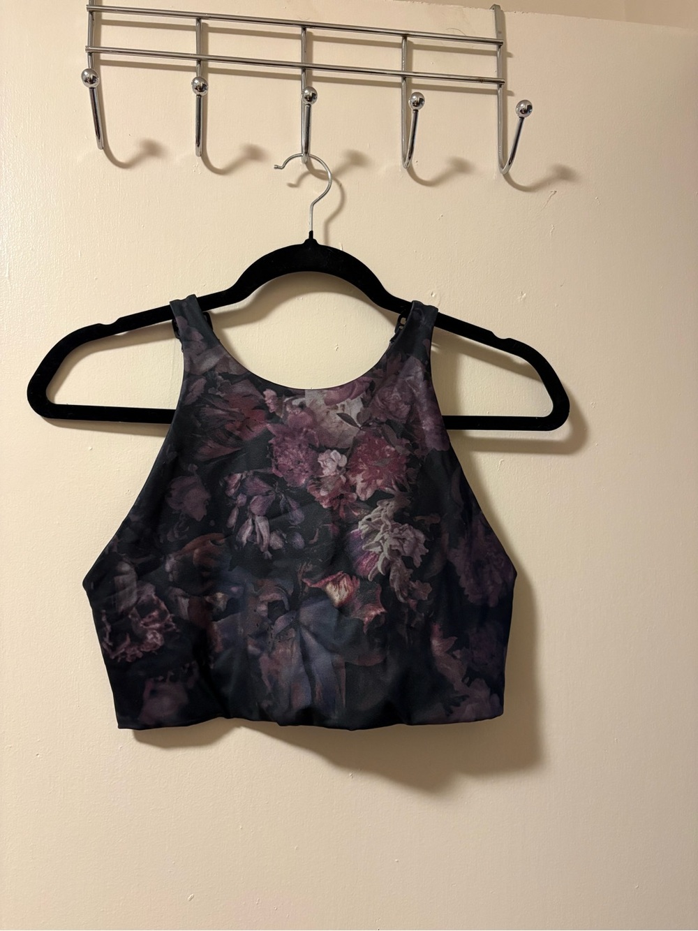 Floral High-Neck Crop Top in Dark Purple